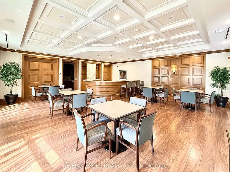 10101 N Yonge St #408 — Photo 35