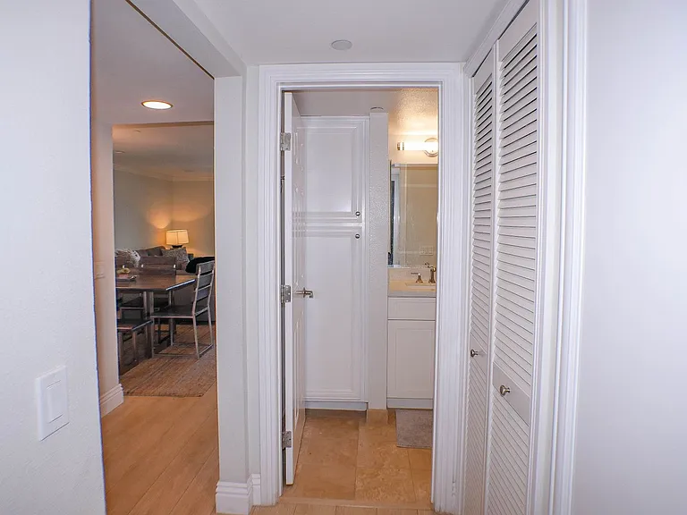 7509 Draper Ave #305 — Photo 22