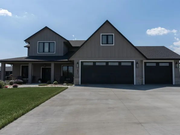 431 Brody Court, Harrisburg, SD 57032