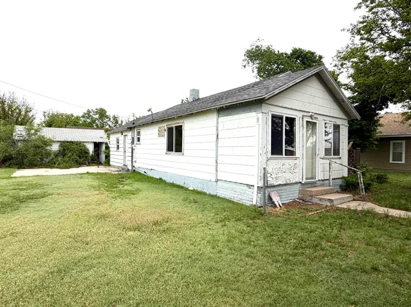 406 Lincoln St, Mc Donald, KS 67745