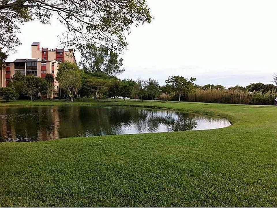 1st image of 2312 S Cypress Bend Dr APT 105