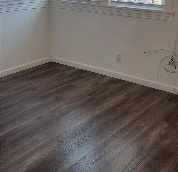 836 W 40th Pl — Photo 23