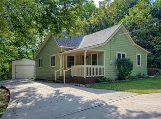 405 S Mill St, Smithville, MO 64089