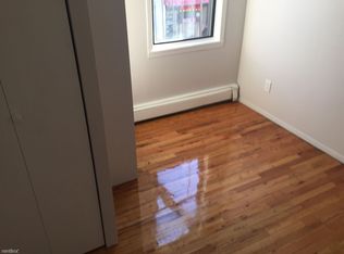 10311 39th Ave, Corona, NY 11368