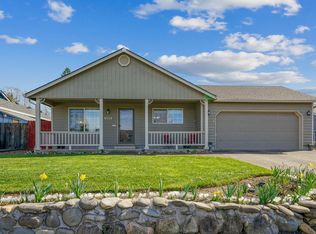 355 S 5th St, Jefferson, OR 97352