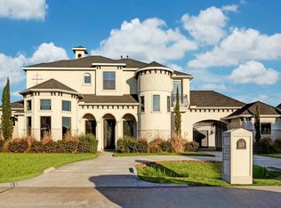 2230 Lakeway Dr, Friendswood, TX 77546