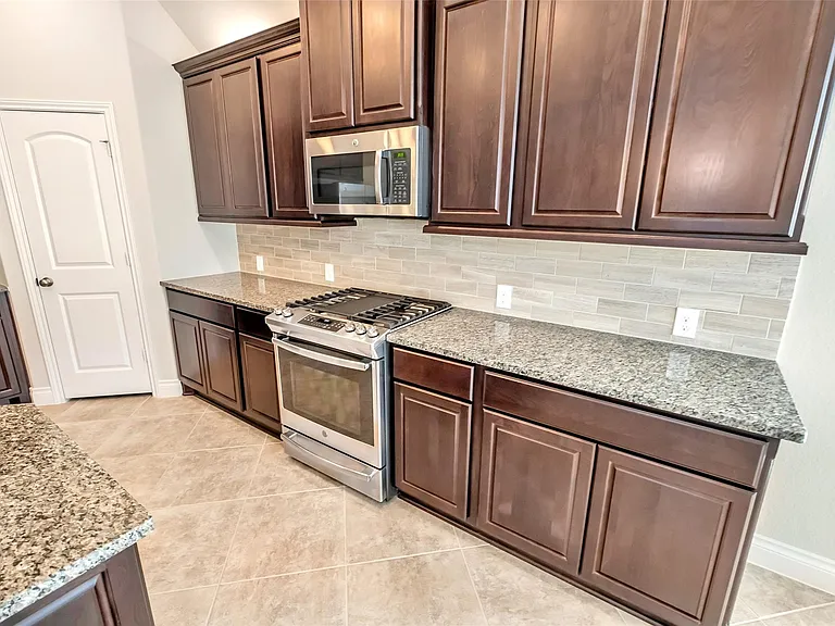 2911 River Flower Ln — Photo 13