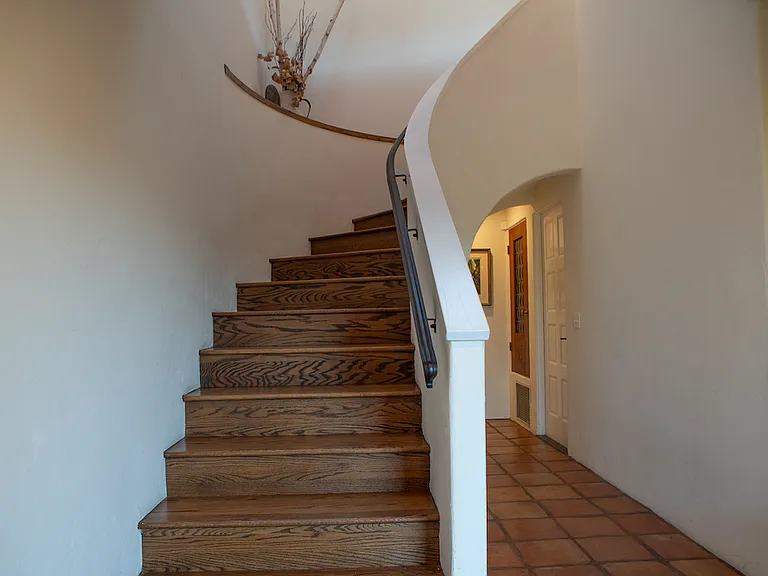 Atherton Dr — Photo 19