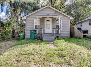 569 Upton Ave, Springfield, MI 49037