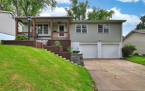 6405 Parkview Ln Photo 1
