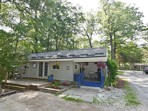 2nd image of 9910 Northville Cres #B11