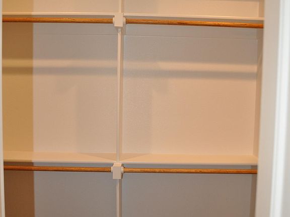 3rd image of 104 Ryburn St