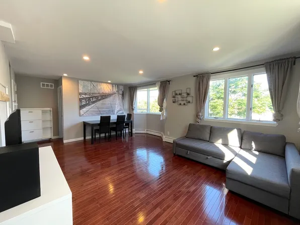 224 Bay 44th Street 224B image 3 of 20