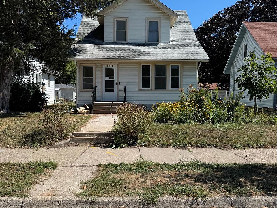 1st image of 3653 33rd Ave S