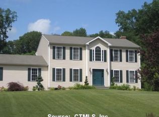 110 Old Pent Rd, Guilford, CT 06437