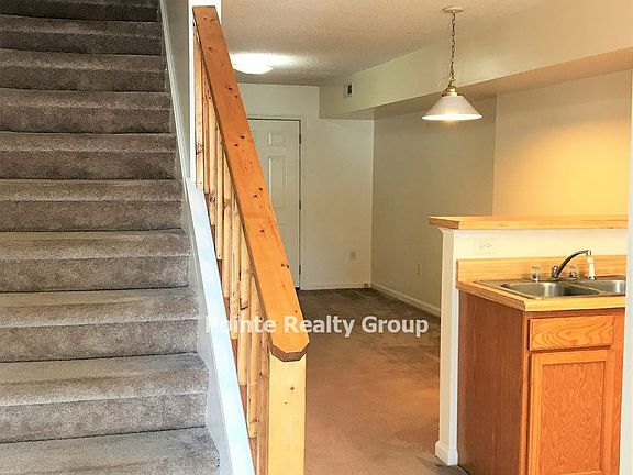 4th image of 208 Smith St