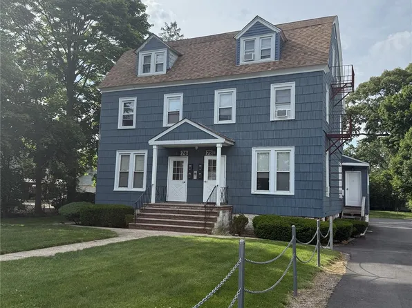 72-74 Pearsall Ave, Freeport, NY 11520