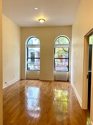 Rented by Living New York | media 10