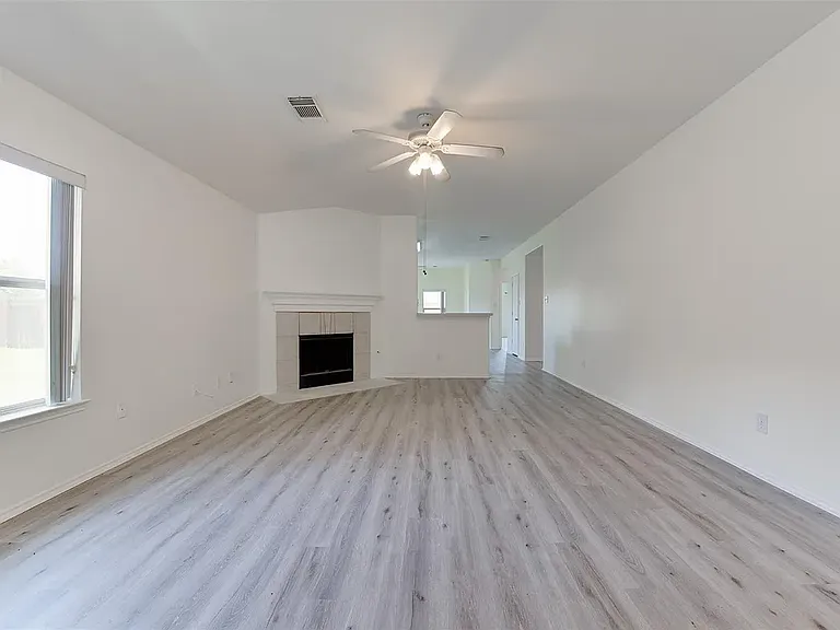 5918 Laramie River Ct — Photo 7