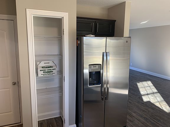 5th image of 15 Chestnut Dr