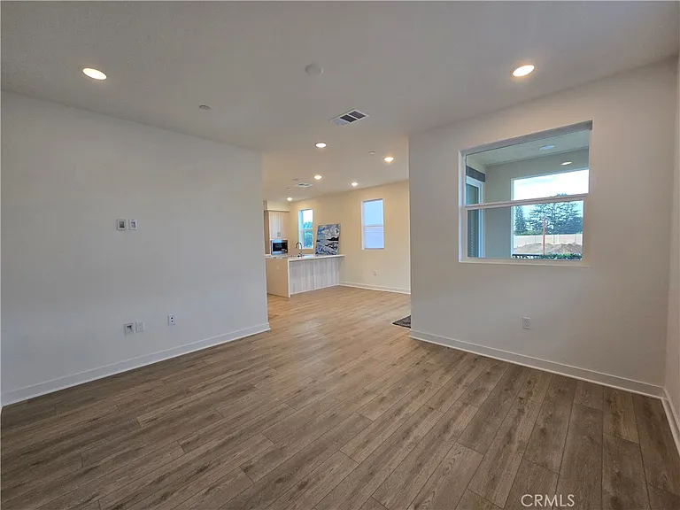4222 Marigold Ln — Photo 9