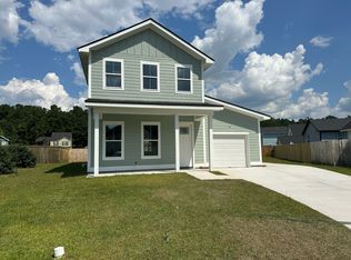 459 Sablewood Dr, Huger, SC 29450