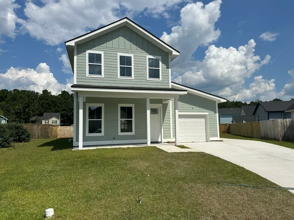 459 Sablewood Dr, Huger, SC 29450