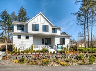 8686 NE Reserve Way, Bainbridge Island, WA 98110