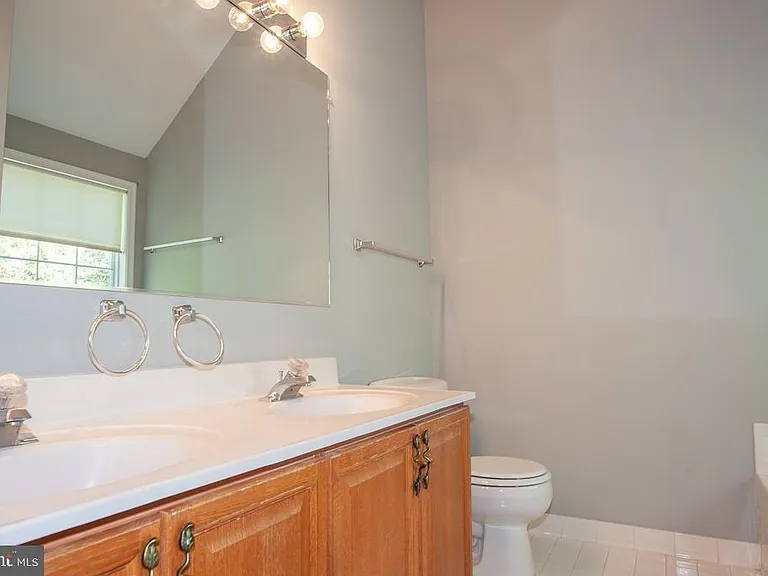 6276 Taliaferro Way — Photo 13