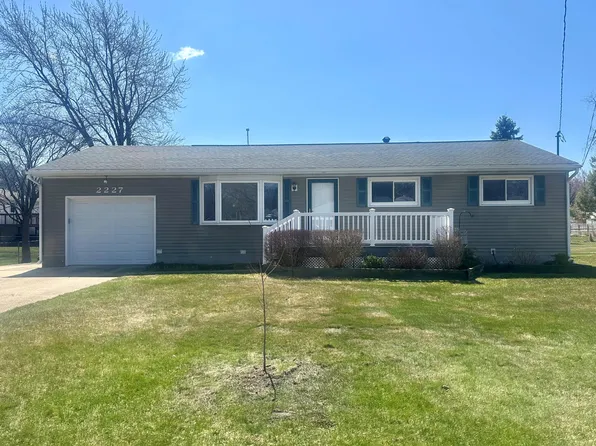 2227 Lawnel Ave, Muskegon, MI 49441