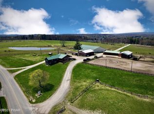 181 Stock Farm Rd, Lake ariel, PA 18436