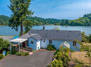 10261 Yaquina Bay Rd, Toledo, OR 97391