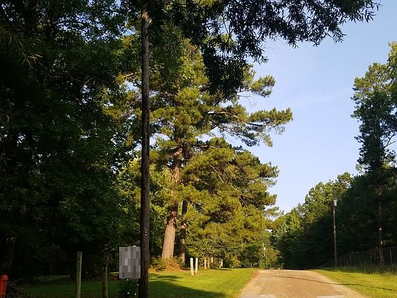 4th image of 244 N Lake Davis Dr