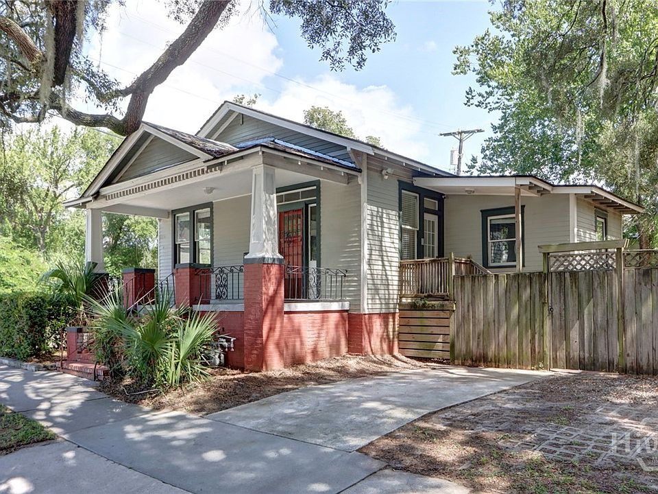 1st image of 402 E 38th Street