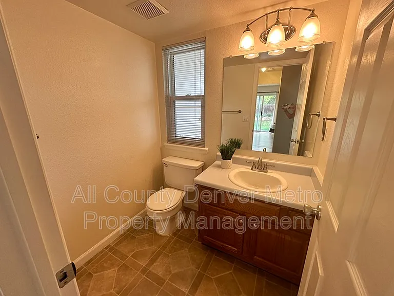 1427 McIntosh Ave — Photo 14