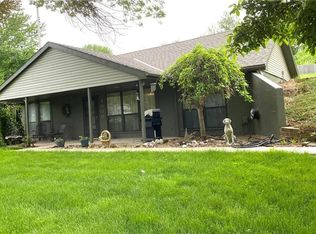 4000 N Cole Rd, Independence, MO 64050