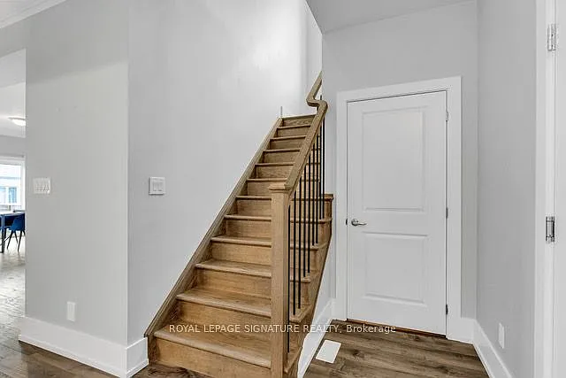 13 Damude Ave — Photo 21