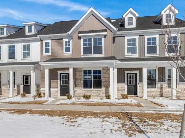 11713 Kentucky St, Crown Point, IN 46307