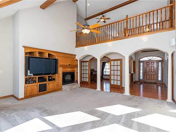 4th image of 7721 Shagbark Ct