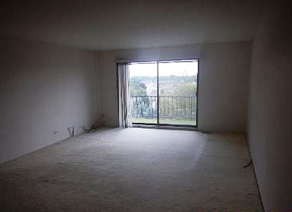 4th image of 900 W Sunset Dr APT 506