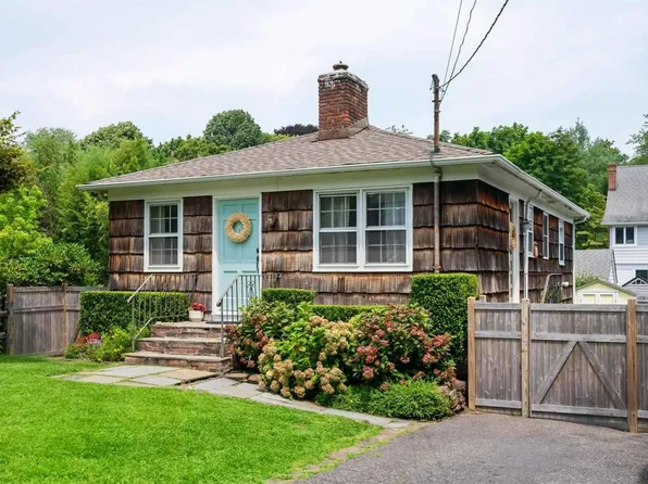 3 New York Avenue, Stony Brook, NY 11790