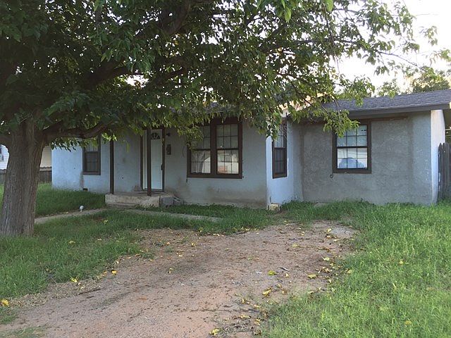 1st image of 1303 S Calvin Ave