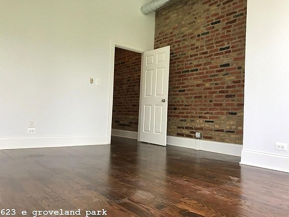 3rd image of 623 E Groveland Park #1818