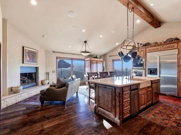 19375 Montevina Rd, Los Gatos, CA 95033