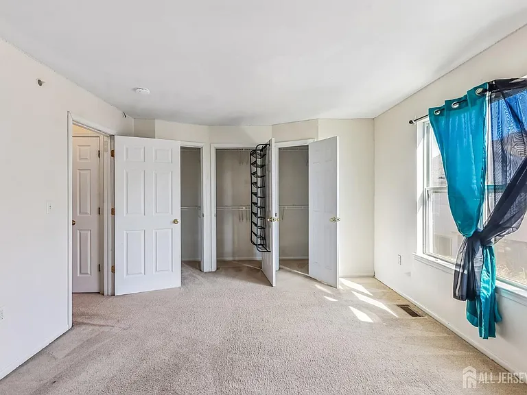 544 Great Beds Ct — Photo 13