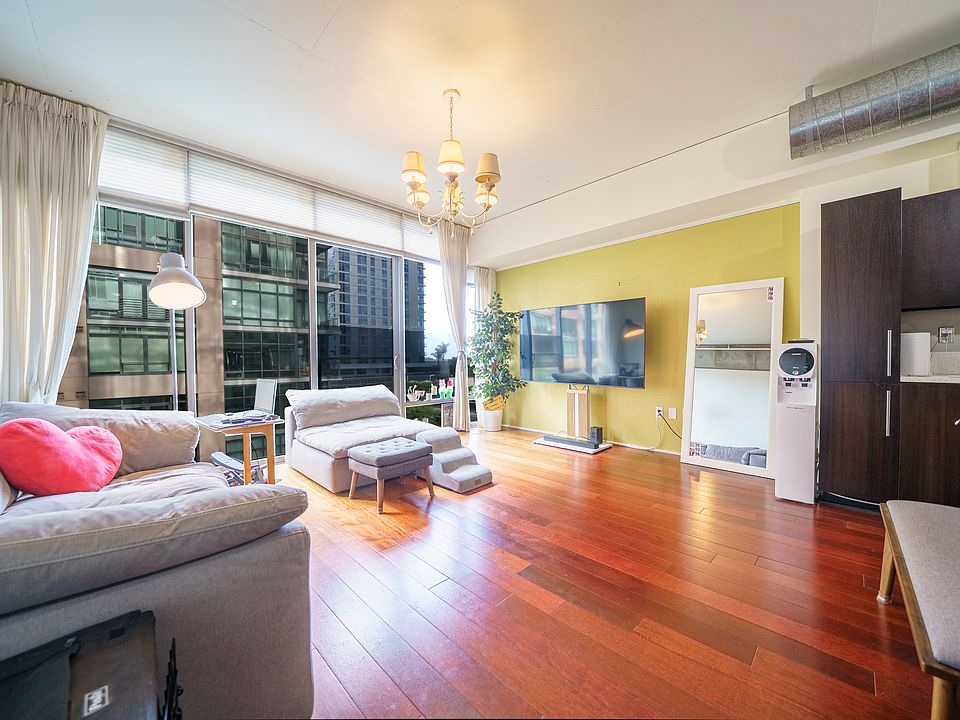 1st image of 1100 S Hope St APT 805