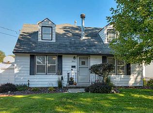2512 Arthur Ave, Des Moines, IA 50317