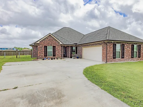 161 Rue Stephen Michael, Schriever, LA 70395