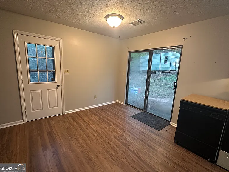 1218 Salem Chipley Rd — Photo 3
