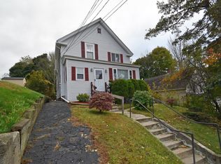 4 Clegg St, Worcester, MA 01603